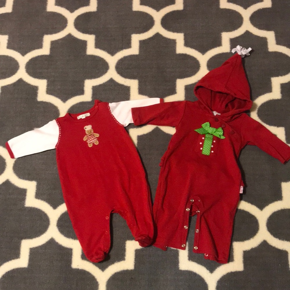 Set of TWO infant Christmas outfits 🎄
